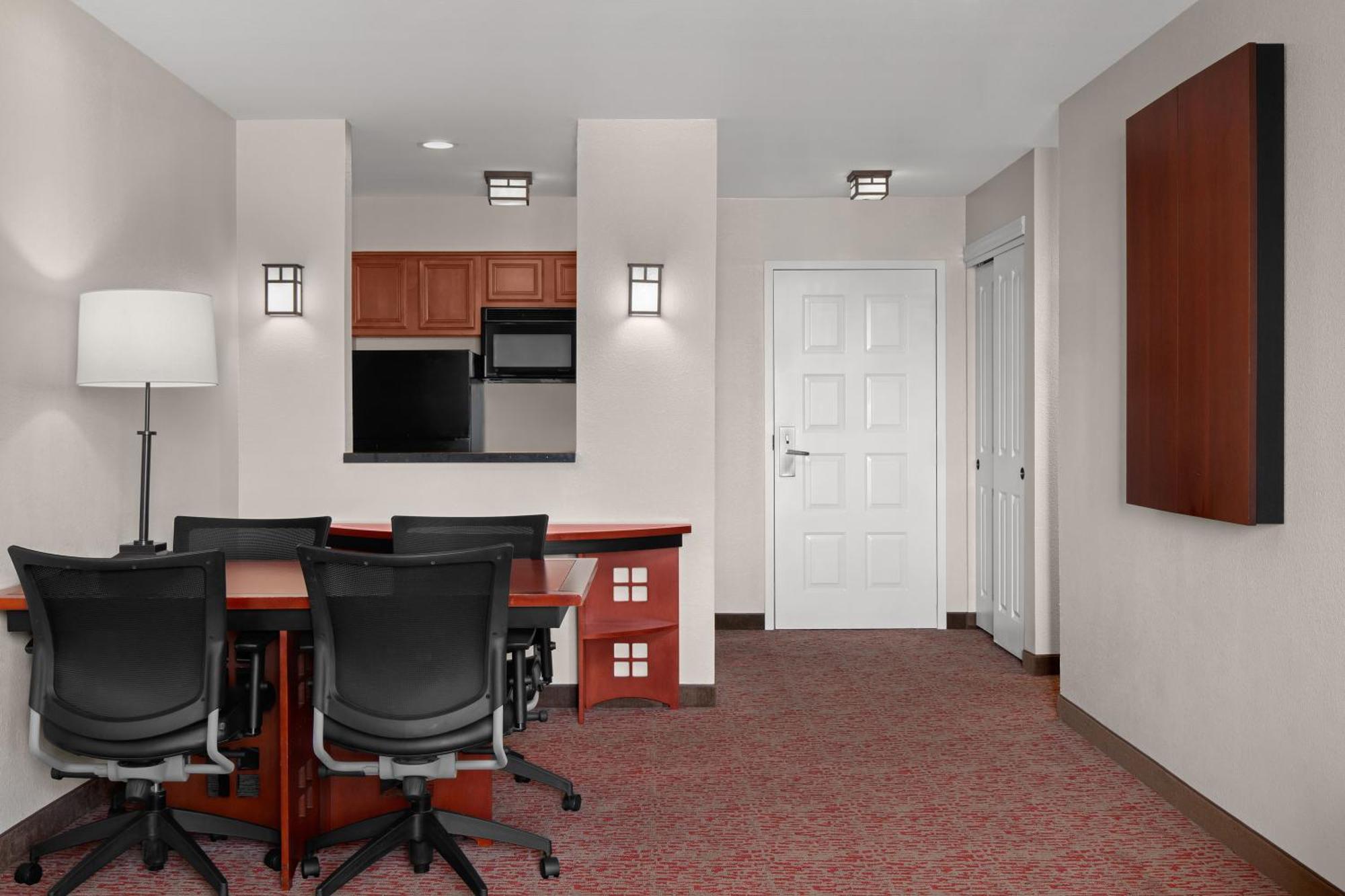 Larkspur Landing Extended Stay Suites Розвилл Экстерьер фото